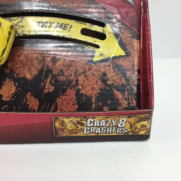 Disney Pixar Cars 3 Crazy 8 Crasher Taco 4 Vehicle Toy  Truck Car Yellow New - Picture 4 of 12